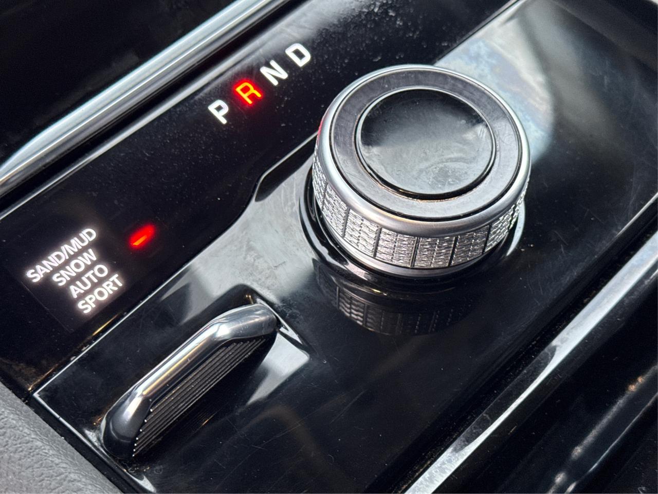 2023 Jeep Grand Cherokee NAV LEATHER HEATED SEATS! WE FINANCE ALL CREDIT! Photo