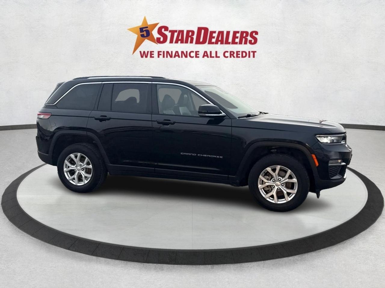 2023 Jeep Grand Cherokee NAV LEATHER HEATED SEATS! WE FINANCE ALL CREDIT! Photo