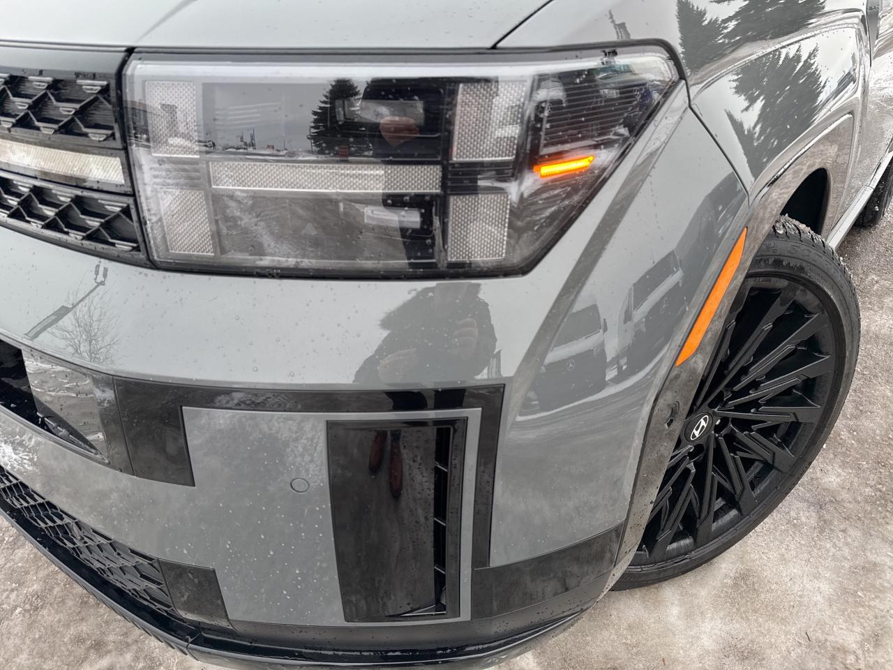2024 Hyundai Santa Fe ULTIMATE CALLIGRAPHY AWD Photo