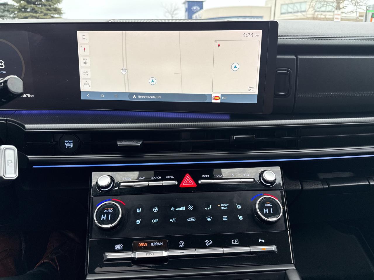 2024 Hyundai Santa Fe ULTIMATE CALLIGRAPHY AWD Photo