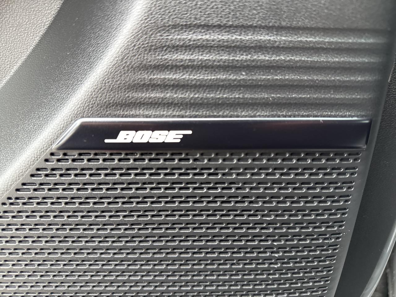 2024 Hyundai Santa Fe ULTIMATE CALLIGRAPHY AWD Photo