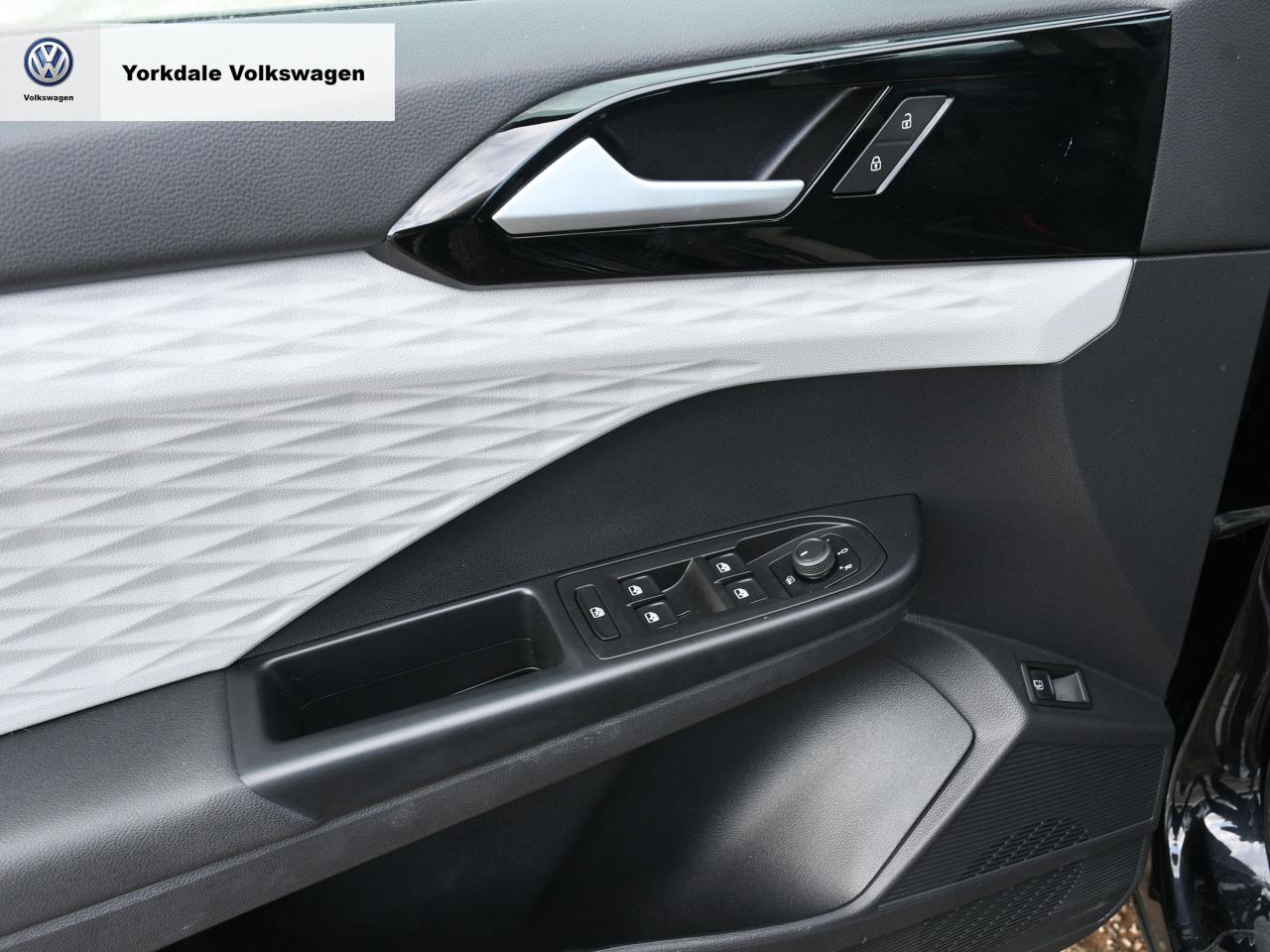 2022 Volkswagen Taos  Photo