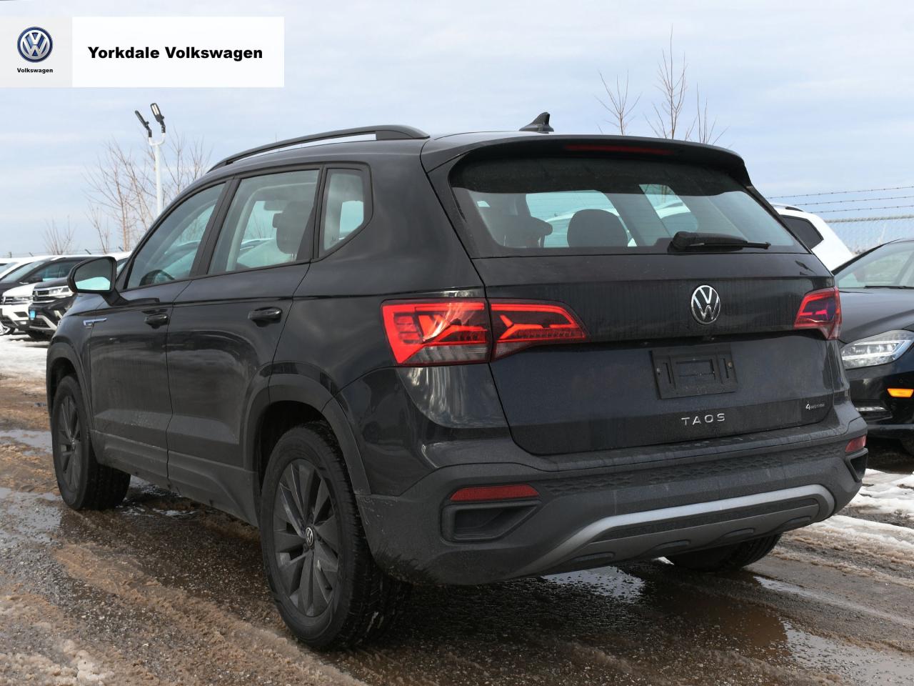 2022 Volkswagen Taos  Photo