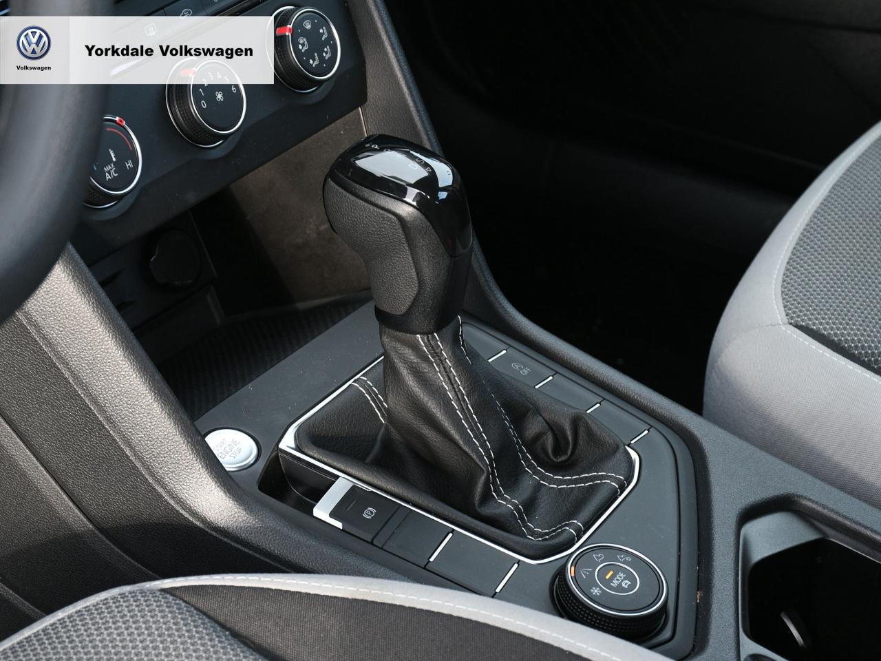 2022 Volkswagen Taos  Photo