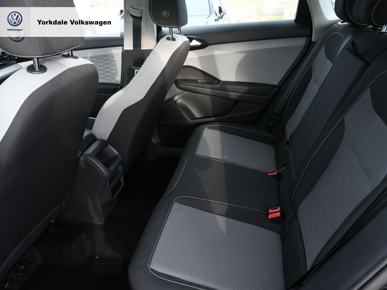 2022 Volkswagen Taos  Photo