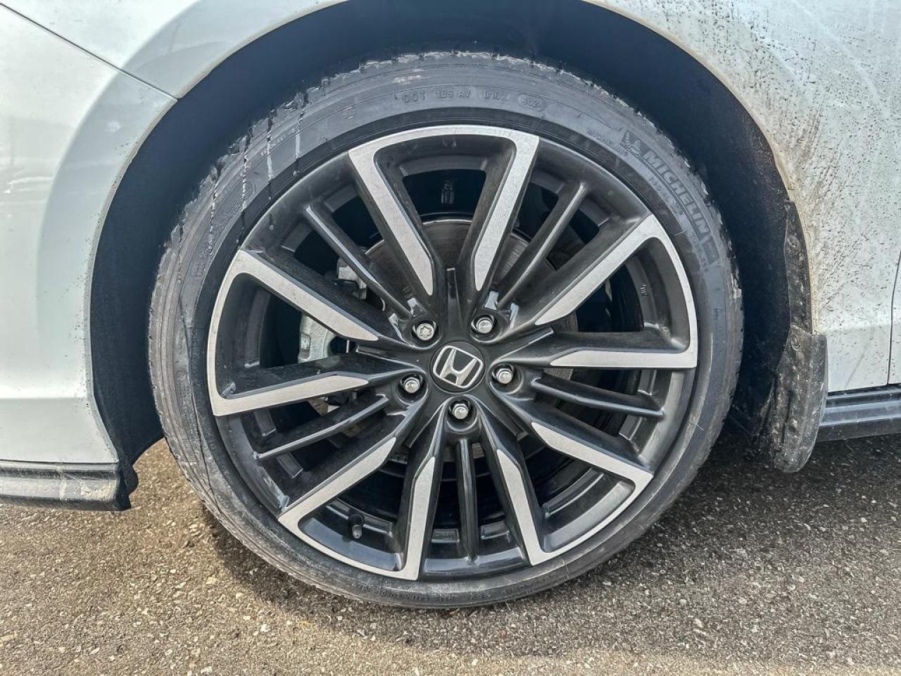 2025 Honda Accord Hybrid TOURING Photo