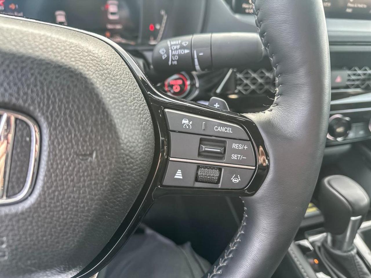 2025 Honda Accord Hybrid TOURING Photo