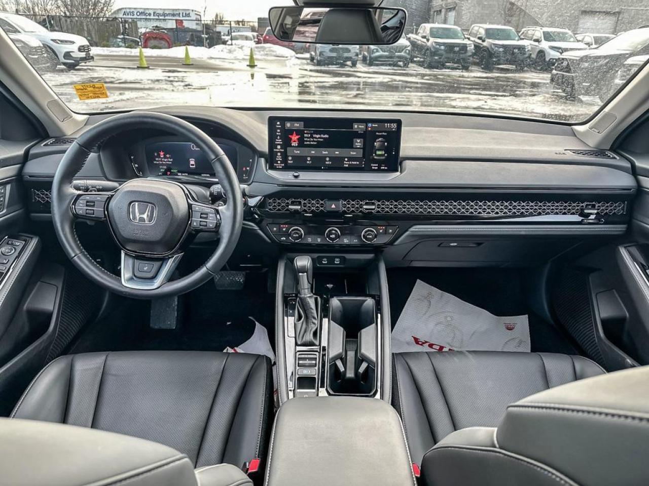 2025 Honda Accord Hybrid TOURING Photo