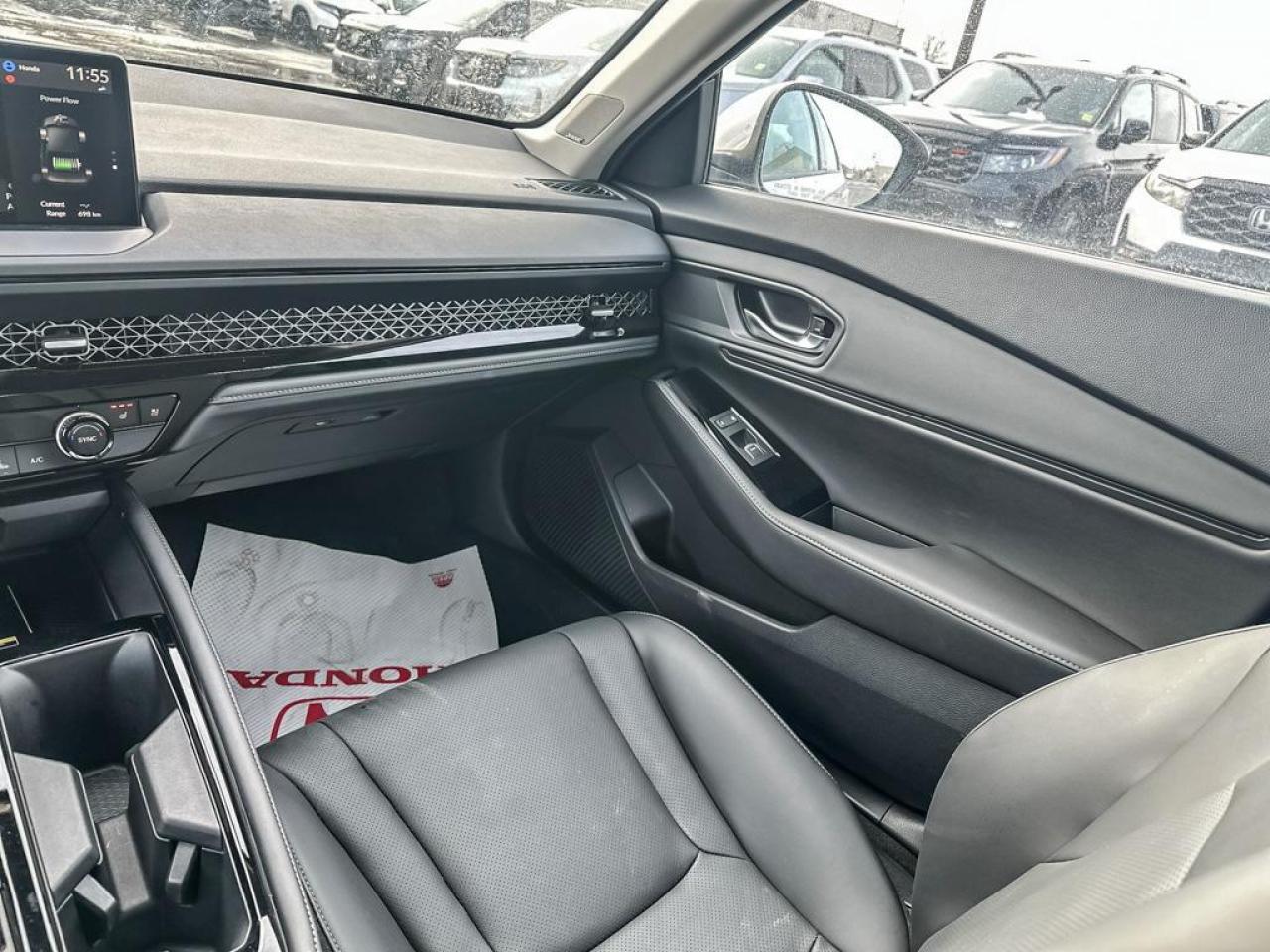 2025 Honda Accord Hybrid TOURING Photo