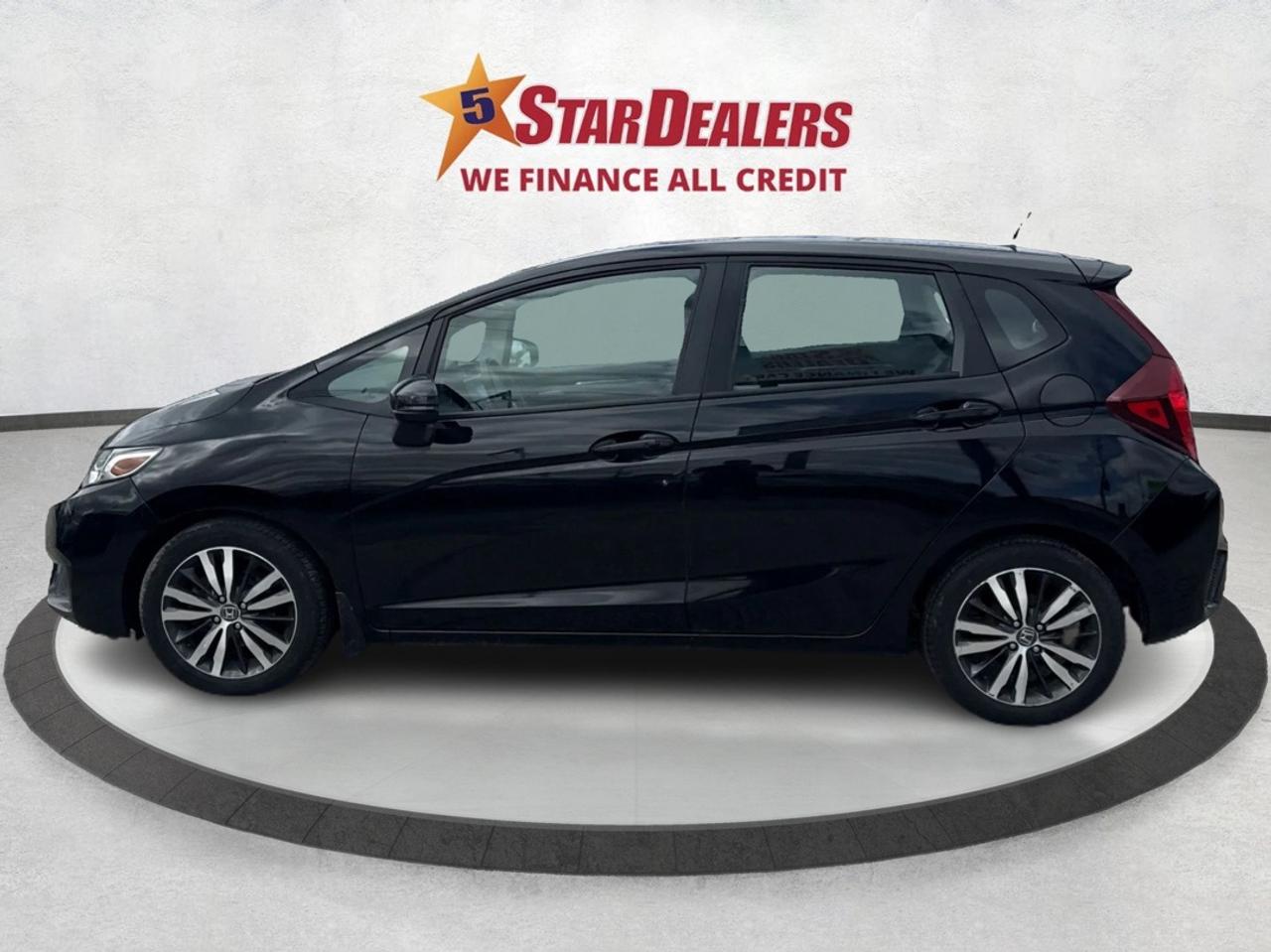 2017 Honda Fit LEATHER SUNROOF CERTIFIED  WE FINANCE ALL CREDIT! Photo3