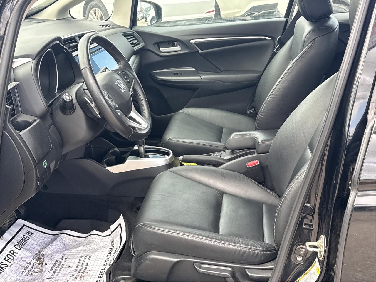 2017 Honda Fit LEATHER SUNROOF CERTIFIED  WE FINANCE ALL CREDIT! Photo