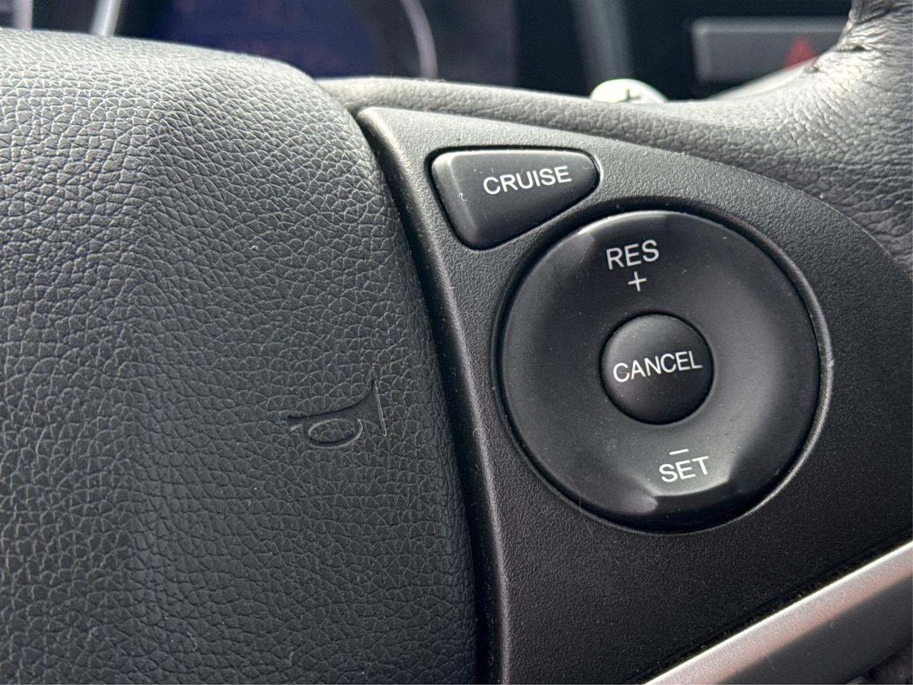 2017 Honda Fit LEATHER SUNROOF CERTIFIED  WE FINANCE ALL CREDIT! Photo