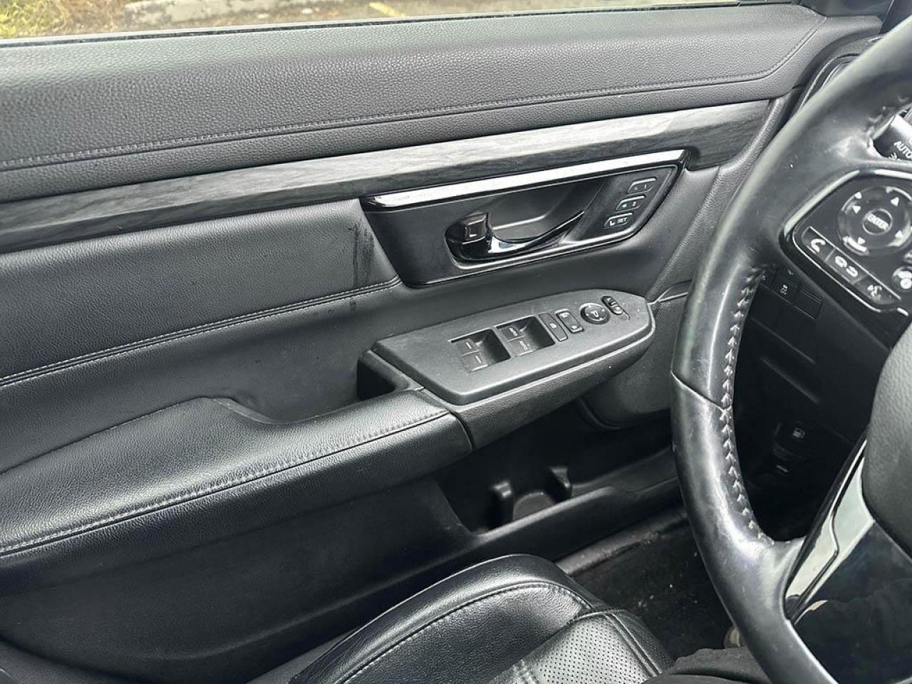 2020 Honda CR-V Touring Photo