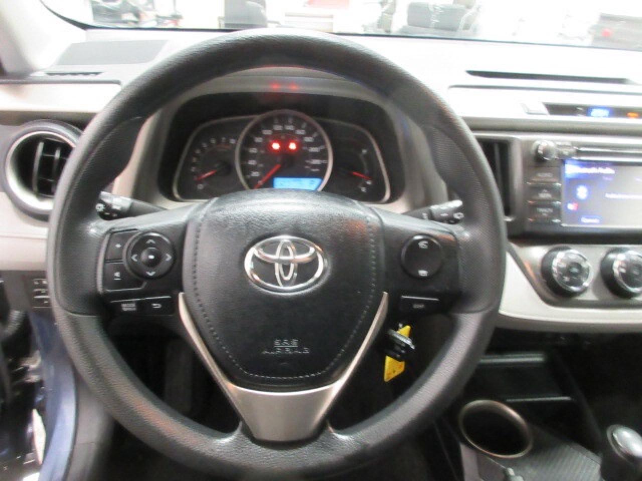 2013 Toyota RAV4 AWD LE, AUTO, A/C, BT, CAMERA, JUST 101K! Photo