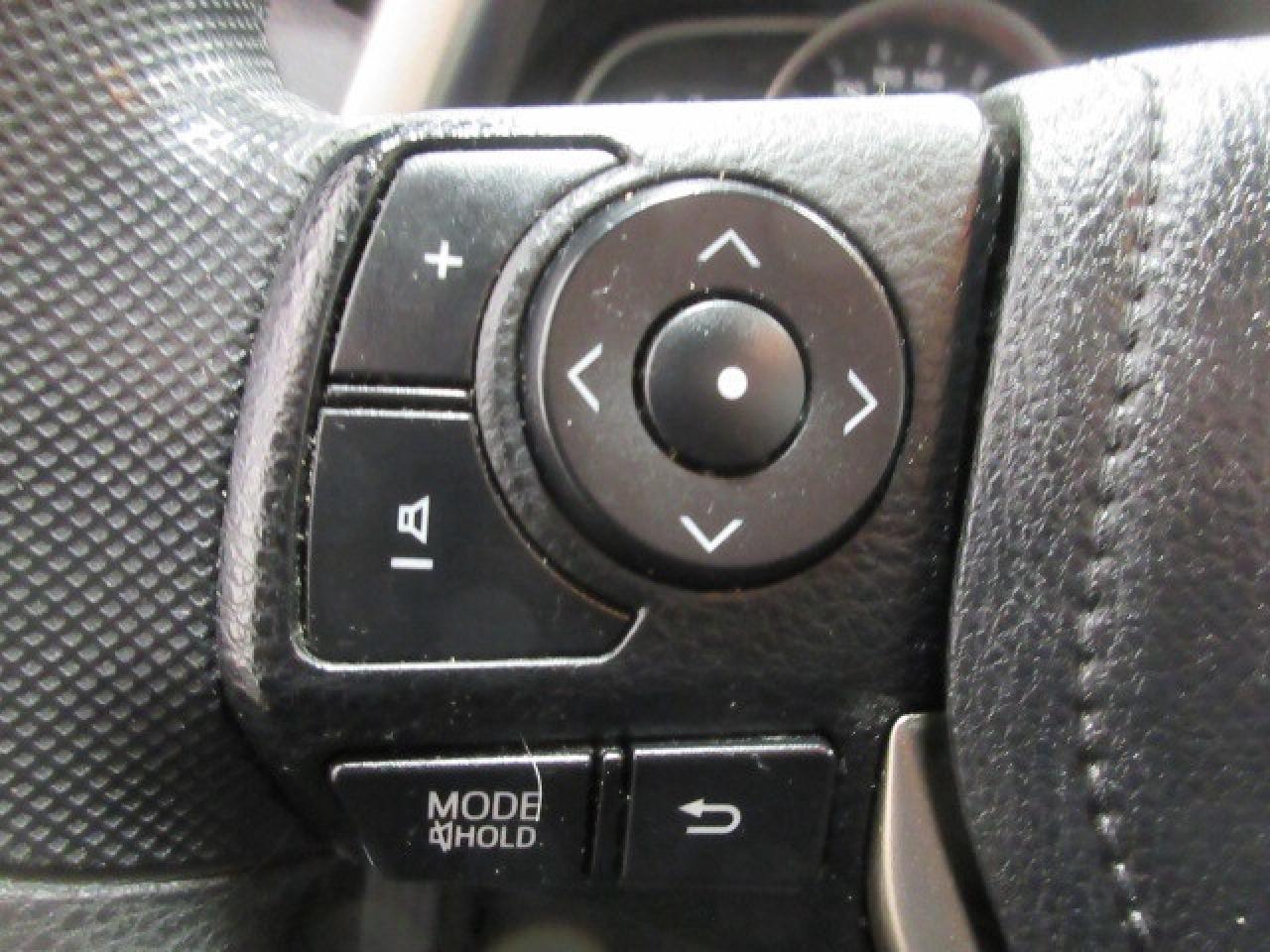 2013 Toyota RAV4 AWD LE, AUTO, A/C, BT, CAMERA, JUST 101K! Photo