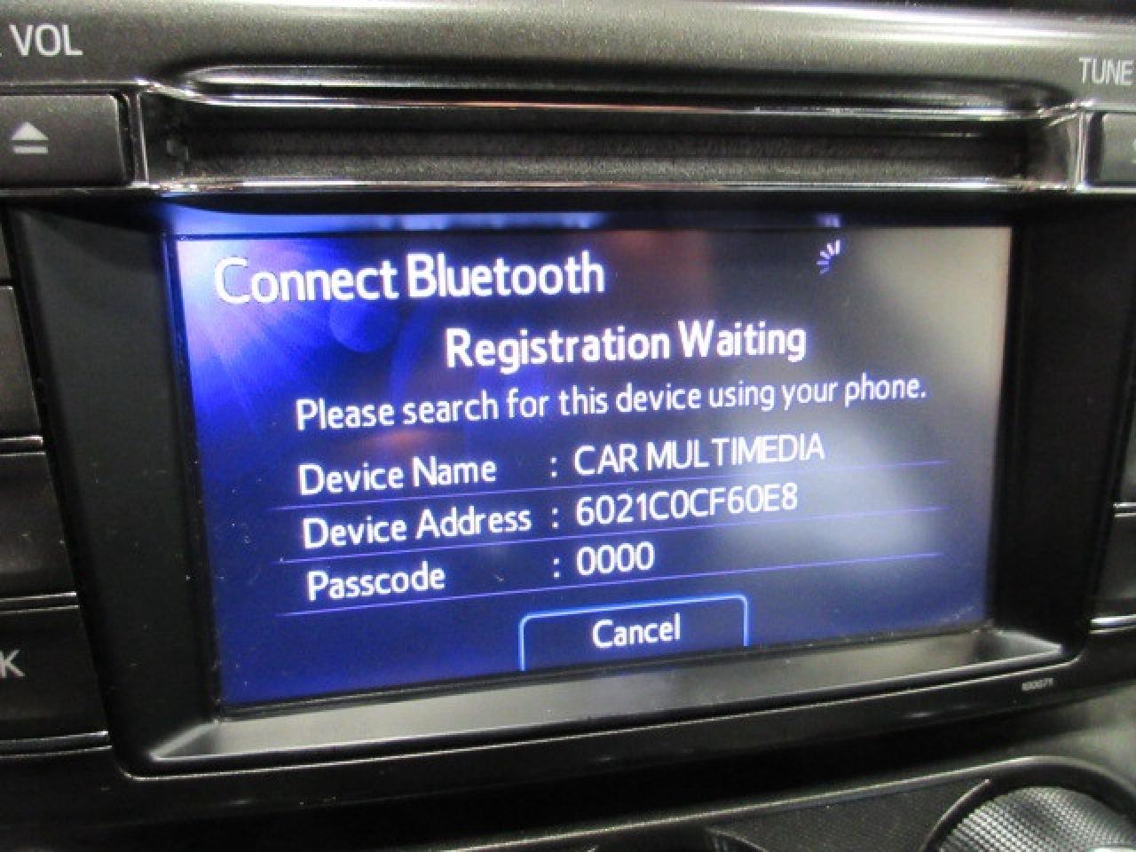 2013 Toyota RAV4 AWD LE, AUTO, A/C, BT, CAMERA, JUST 101K! Photo