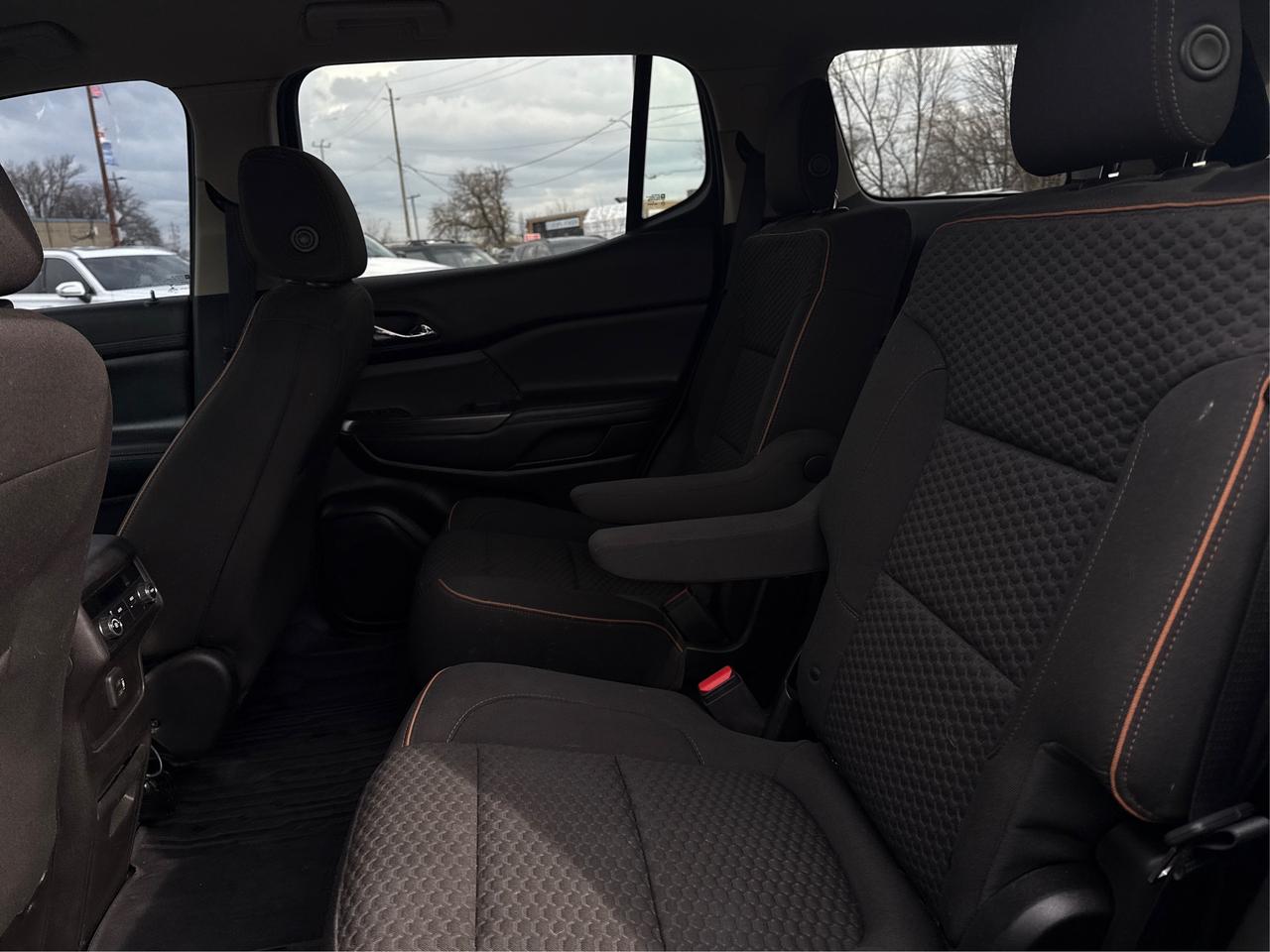 2019 GMC Acadia AWD 7 PASS HEATED SEATS! WE FINANCE ALL CREDIT! Photo