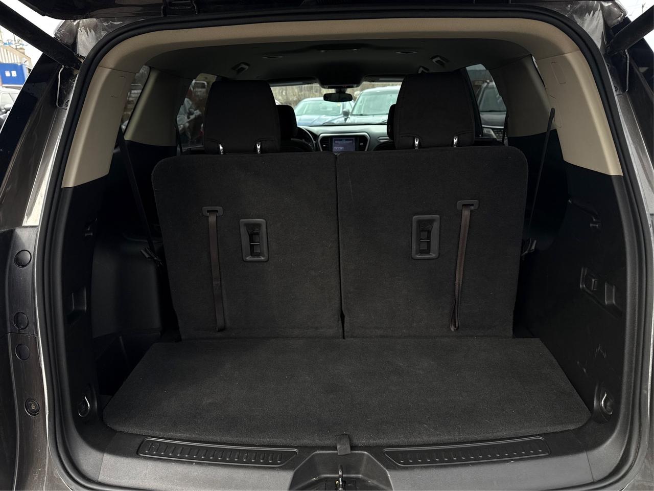 2019 GMC Acadia AWD 7 PASS HEATED SEATS! WE FINANCE ALL CREDIT! Photo