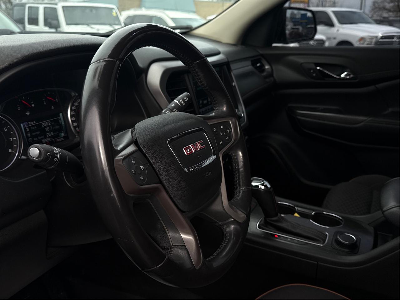 2019 GMC Acadia AWD 7 PASS HEATED SEATS! WE FINANCE ALL CREDIT! Photo