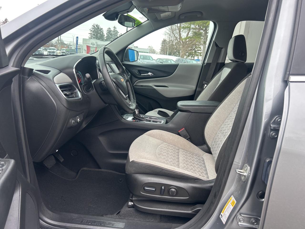 2023 Chevrolet Equinox LT TURBO Photo