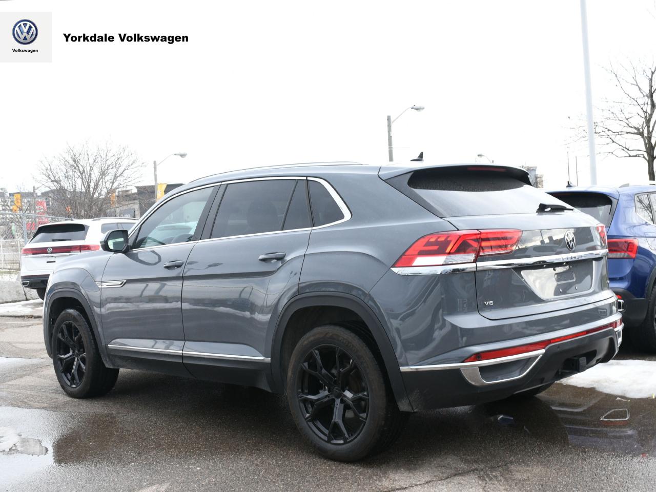 2023 Volkswagen Atlas Cross Sport  Photo3