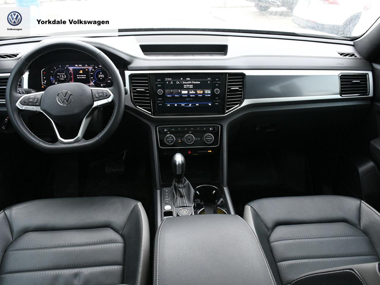 2023 Volkswagen Atlas Cross Sport  Photo