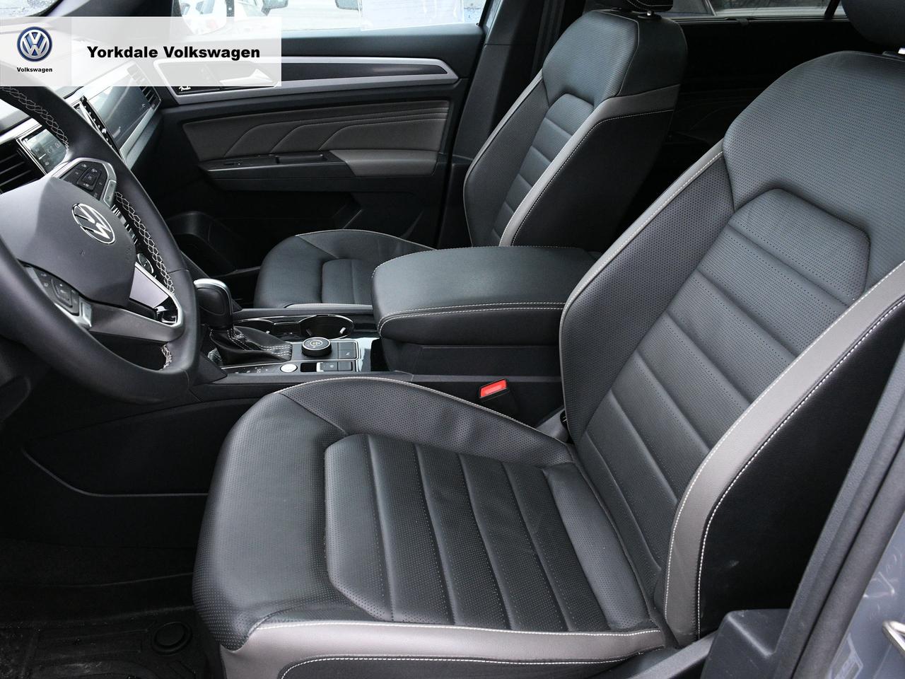 2023 Volkswagen Atlas Cross Sport  Photo