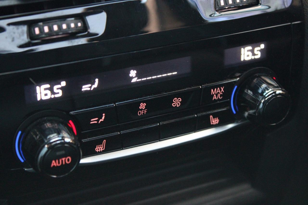 2021 BMW 5 Series 540i xDrive M PKG No Accident Massage Seats Photo