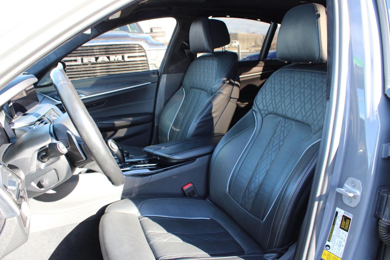2021 BMW 5 Series 540i xDrive M PKG No Accident Massage Seats Photo