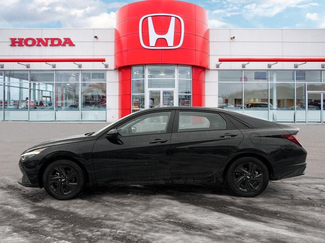 2023 Hyundai Elantra Preferred Photo