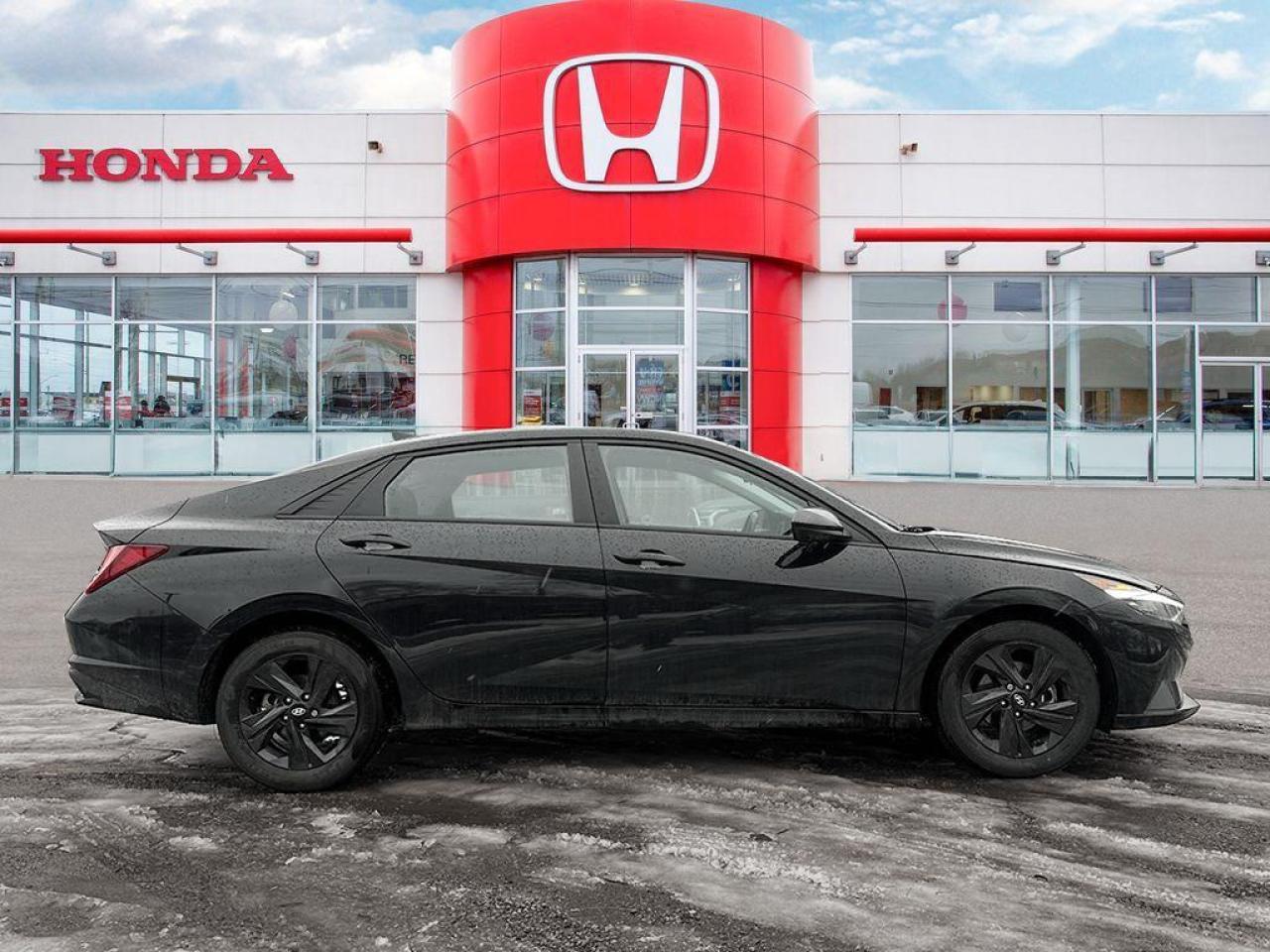 2023 Hyundai Elantra Preferred Photo