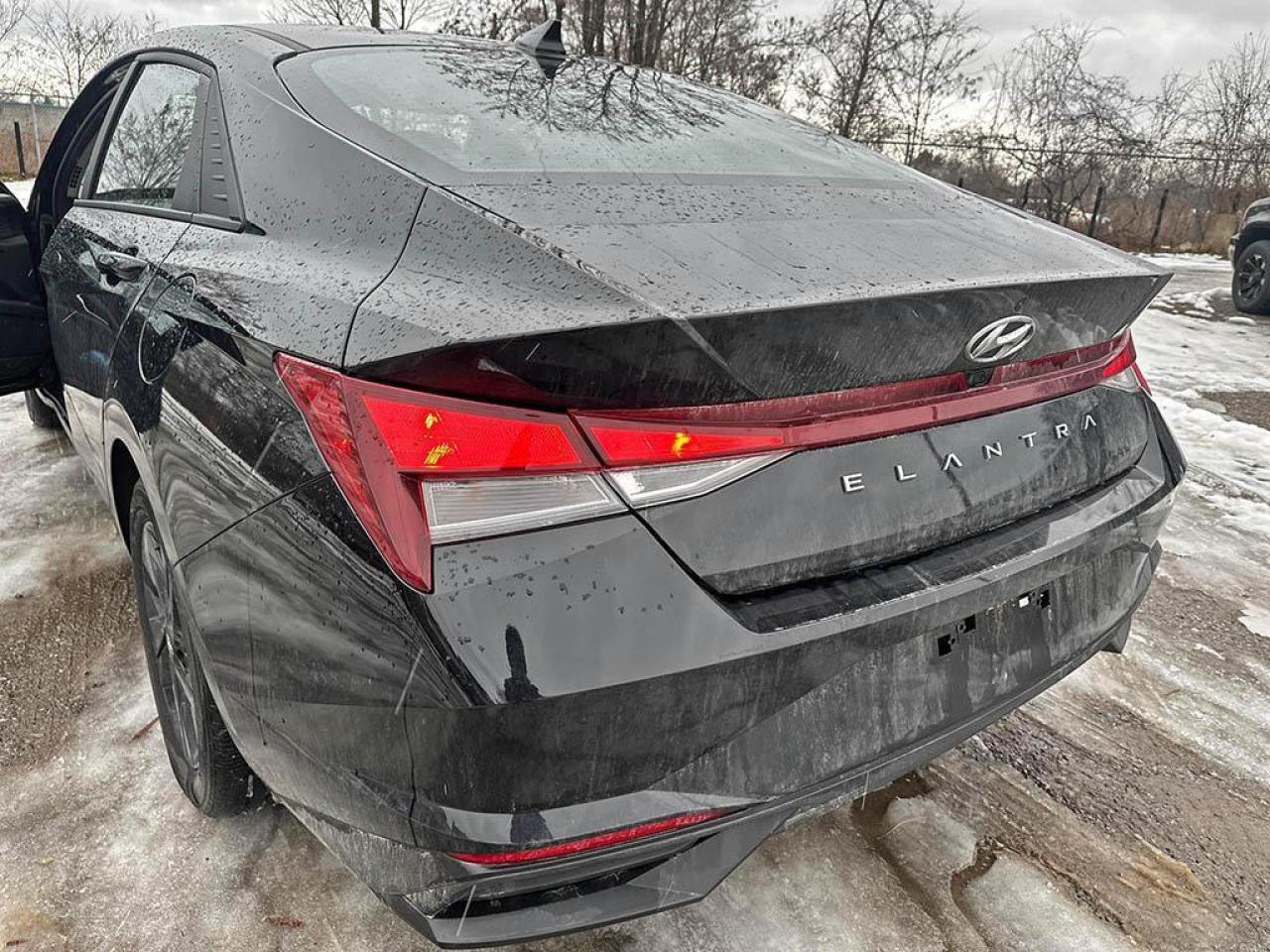 2023 Hyundai Elantra Preferred Photo