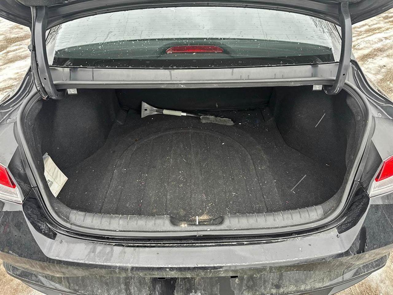 2023 Hyundai Elantra Preferred Photo