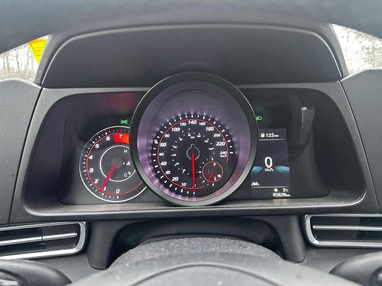 2023 Hyundai Elantra Preferred Photo