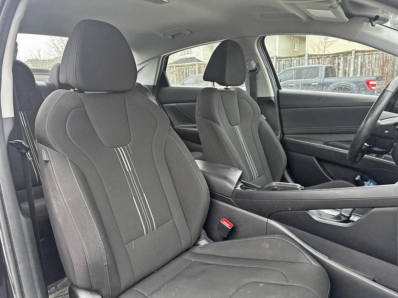 2023 Hyundai Elantra Preferred Photo