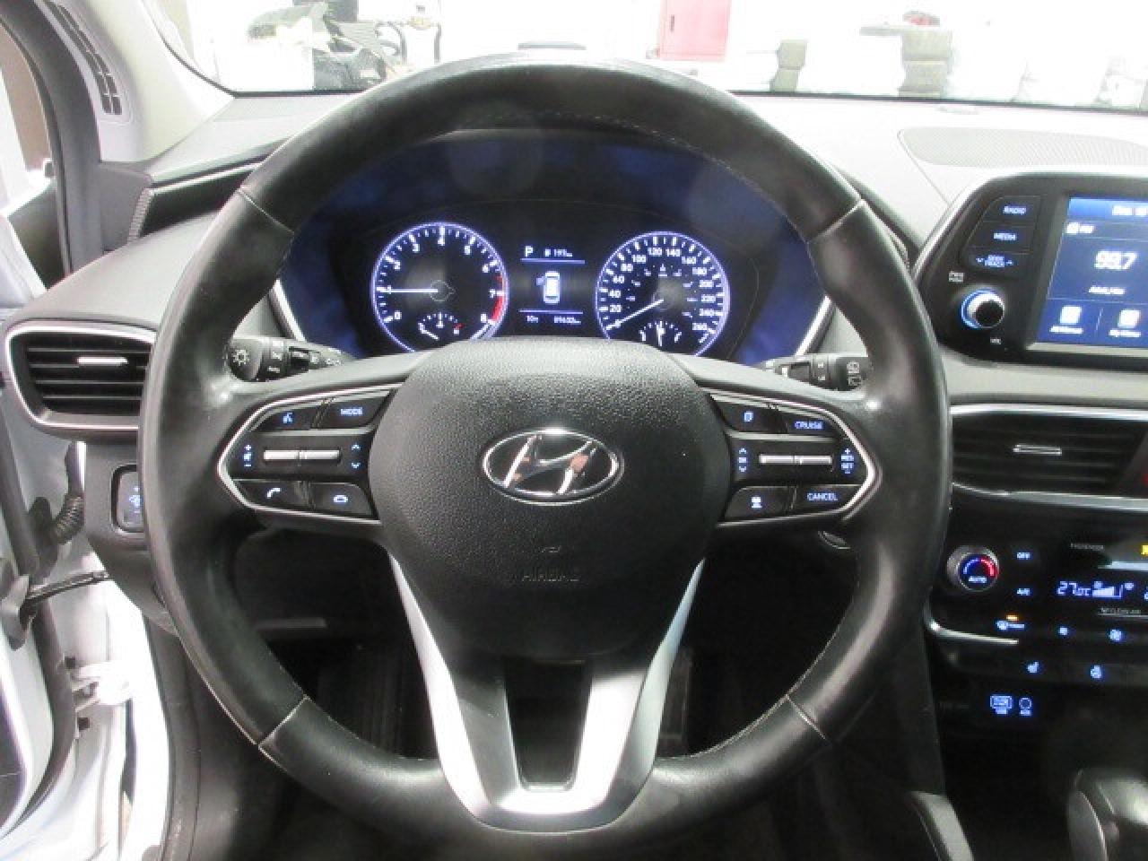 2019 Hyundai Santa Fe PREFERRED AWD, HTD. SEATS, APPLE/ANDROID, 89K! Photo