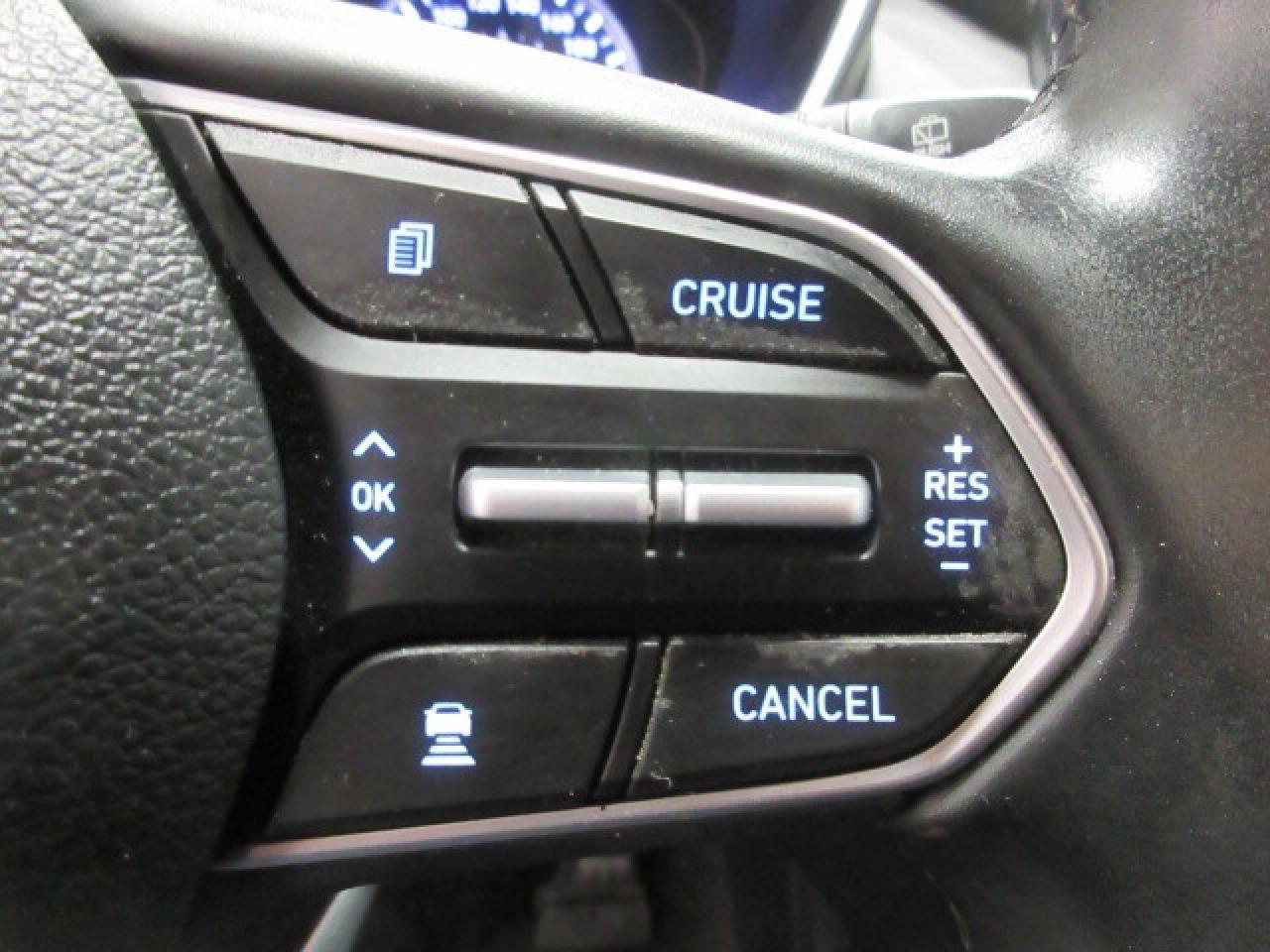 2019 Hyundai Santa Fe PREFERRED AWD, HTD. SEATS, APPLE/ANDROID, 89K! Photo