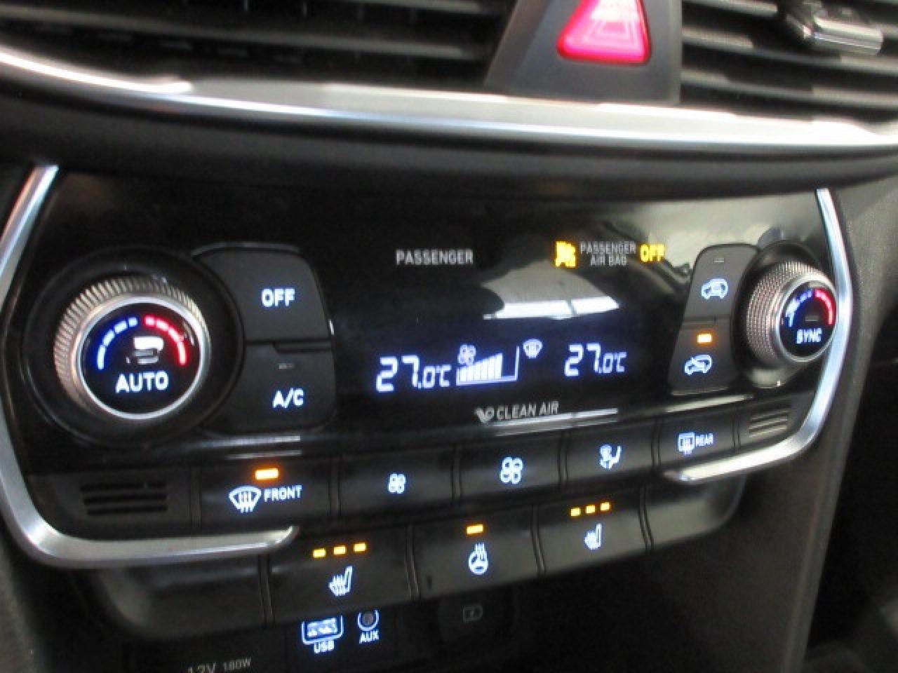 2019 Hyundai Santa Fe PREFERRED AWD, HTD. SEATS, APPLE/ANDROID, 89K! Photo