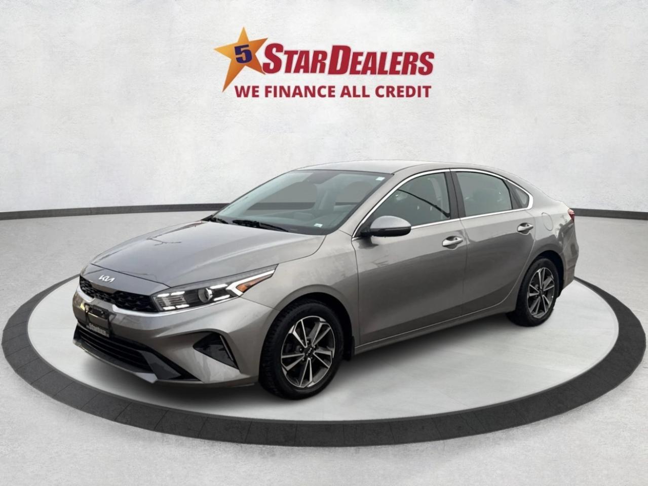 2022 Kia Forte EX IVT HEATED SEATS CLEAN! WE FINANCE ALL CREDIT Photo