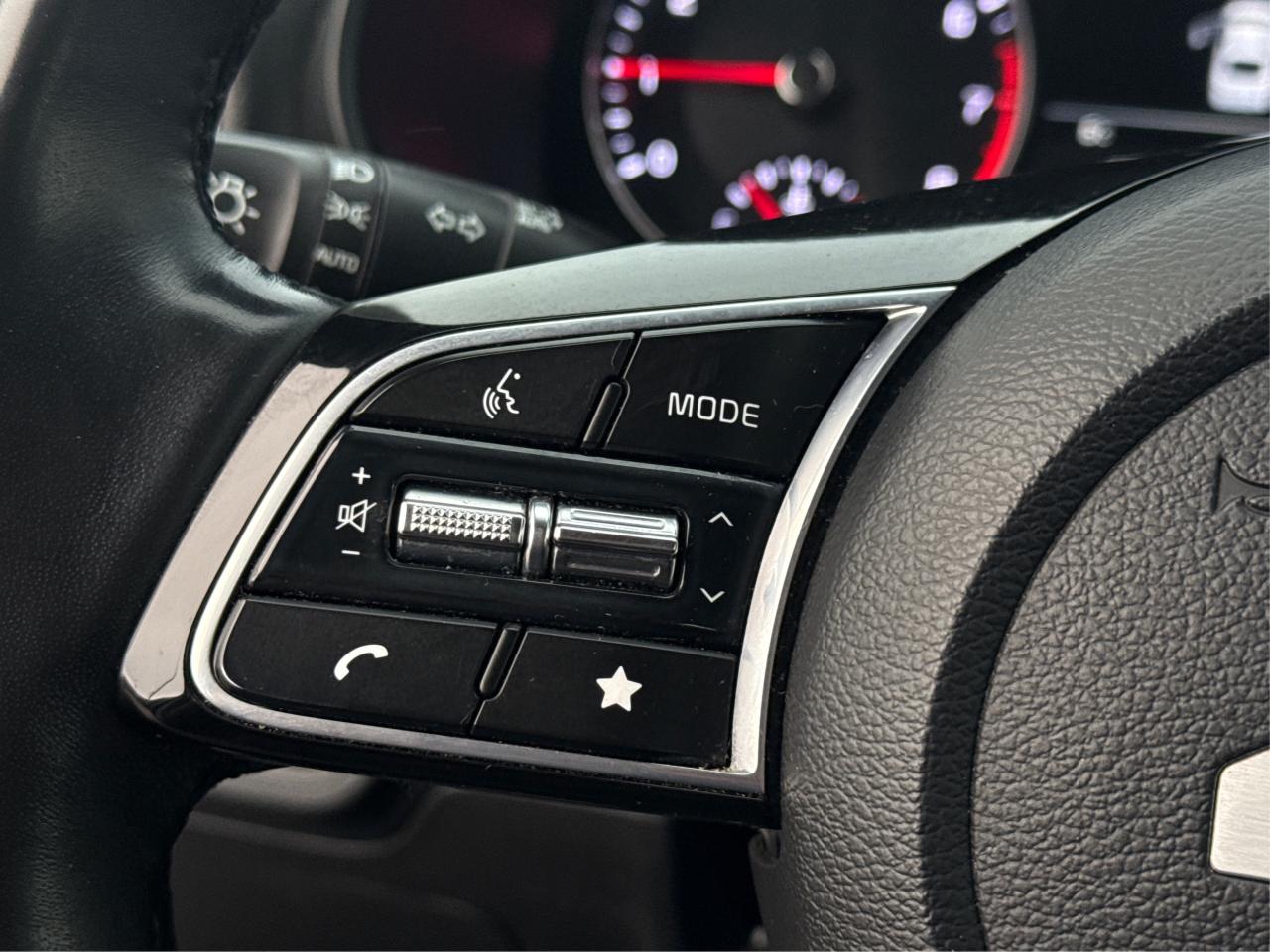 2022 Kia Forte EX IVT HEATED SEATS CLEAN! WE FINANCE ALL CREDIT Photo