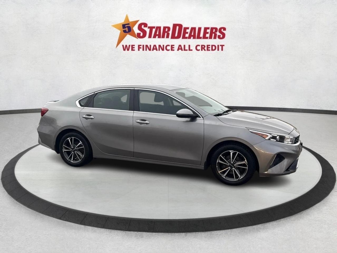 2022 Kia Forte EX IVT HEATED SEATS CLEAN! WE FINANCE ALL CREDIT Photo