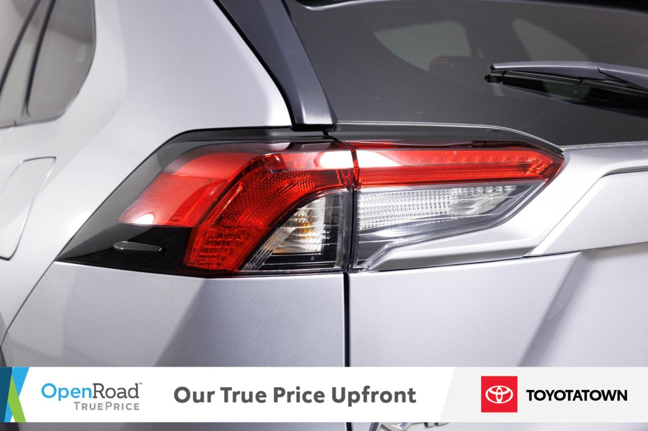 2022 Toyota RAV4 LE! CERTIFIED PRE OWNED! ACCIDENT FREE! ELIGIBLE F Photo