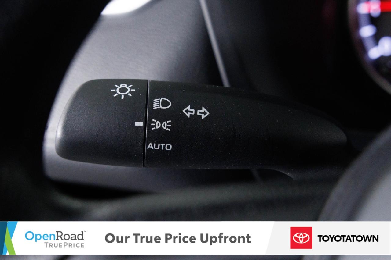 2022 Toyota RAV4 LE! CERTIFIED PRE OWNED! ACCIDENT FREE! ELIGIBLE F Photo