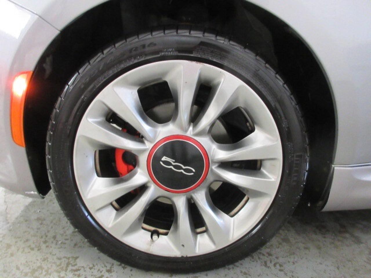 2015 Fiat 500 SPORT, 5 SPD, A/C, BT, ALLOYS, JUST 119K! Photo