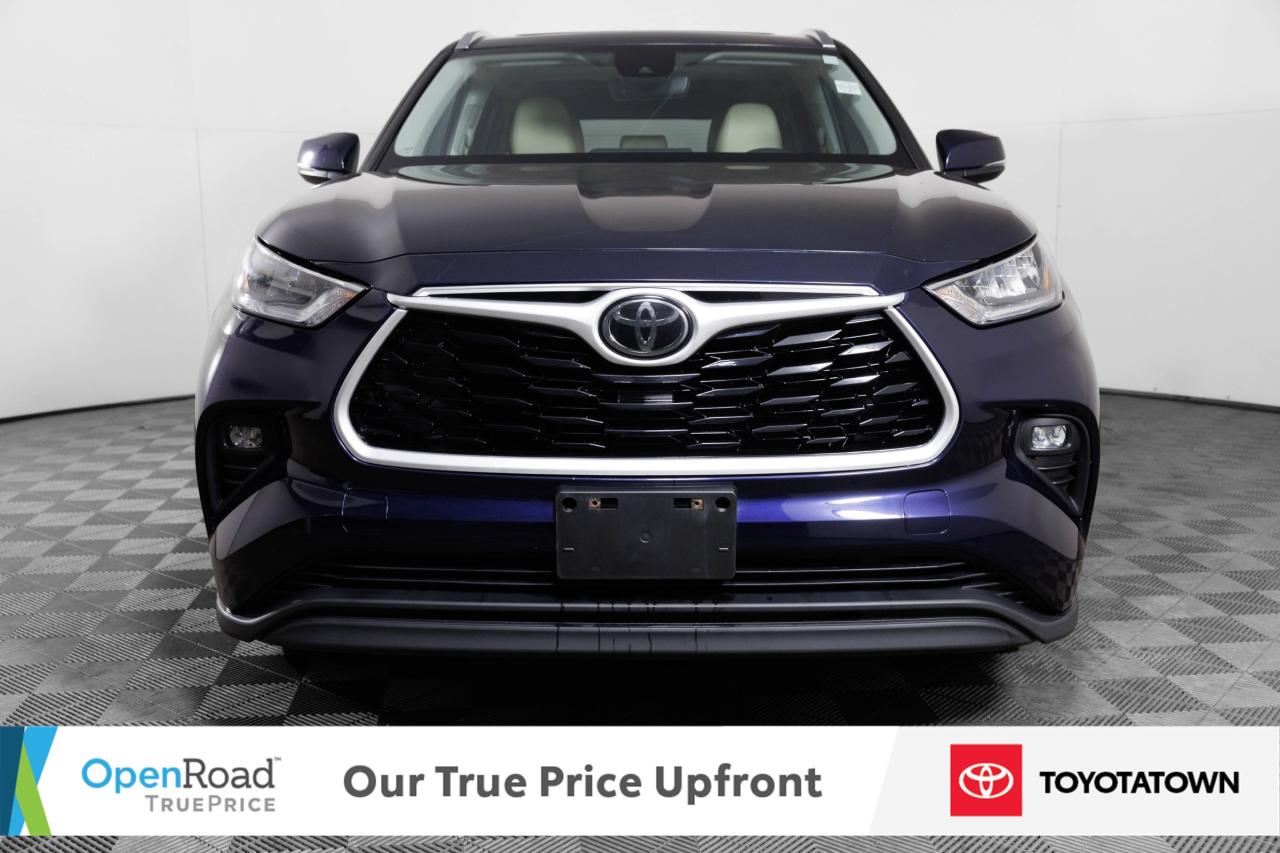 2020 Toyota Highlander XLE! ACCIDENT FREE! ELIGIBLE FOR OPEN ROAD LEASING Photo