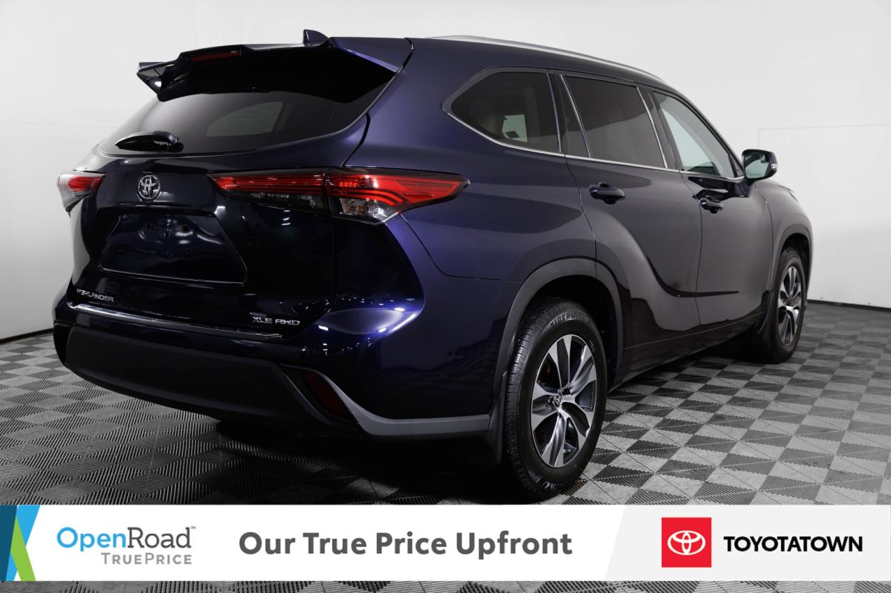 2020 Toyota Highlander XLE! ACCIDENT FREE! ELIGIBLE FOR OPEN ROAD LEASING Photo