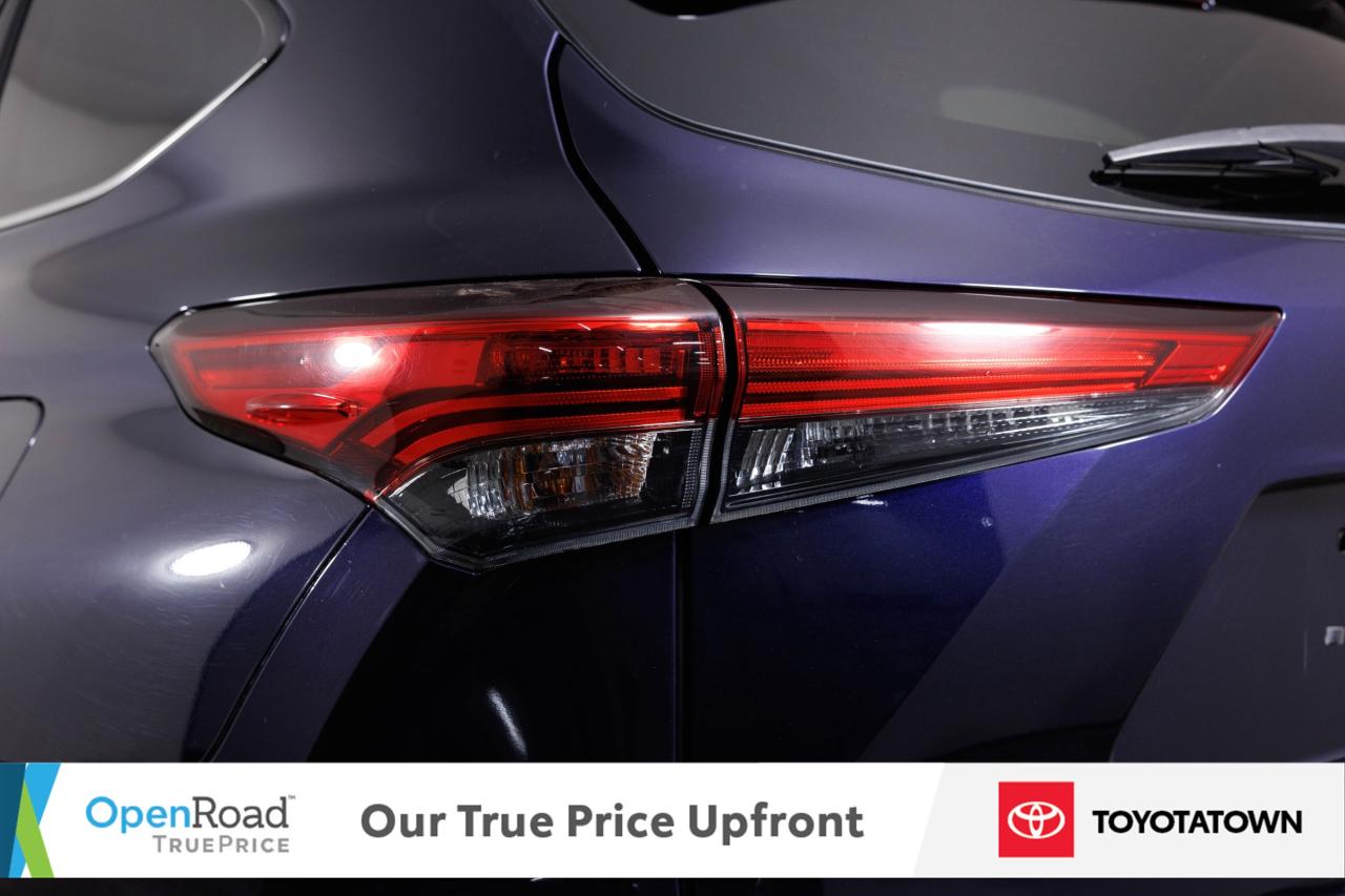 2020 Toyota Highlander XLE! ACCIDENT FREE! ELIGIBLE FOR OPEN ROAD LEASING Photo