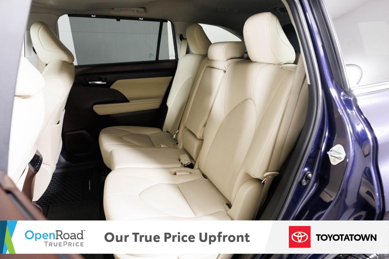2020 Toyota Highlander XLE! ACCIDENT FREE! ELIGIBLE FOR OPEN ROAD LEASING Photo