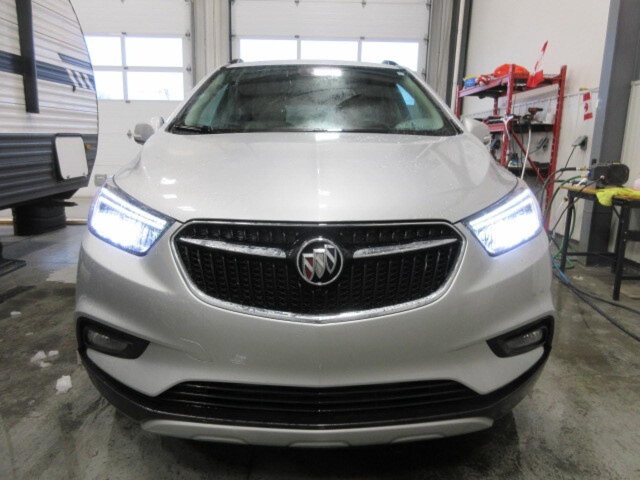 2019 Buick Encore AWD ESSENCE, HTD. LEATHER, APPLE/ANDROID, 57K! Photo2