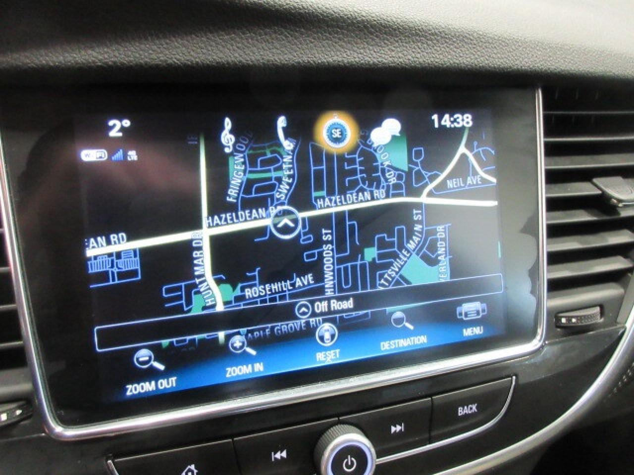 2019 Buick Encore AWD ESSENCE, HTD. LEATHER, APPLE/ANDROID, 57K! Photo